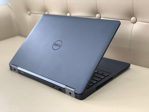 Laptop Cũ Dell latitude E5570| i7*6820HQ| RAM 8G| Ổ SSD 256G| AMD Radeon R7 M370| MÀN 15.6 FULL HD